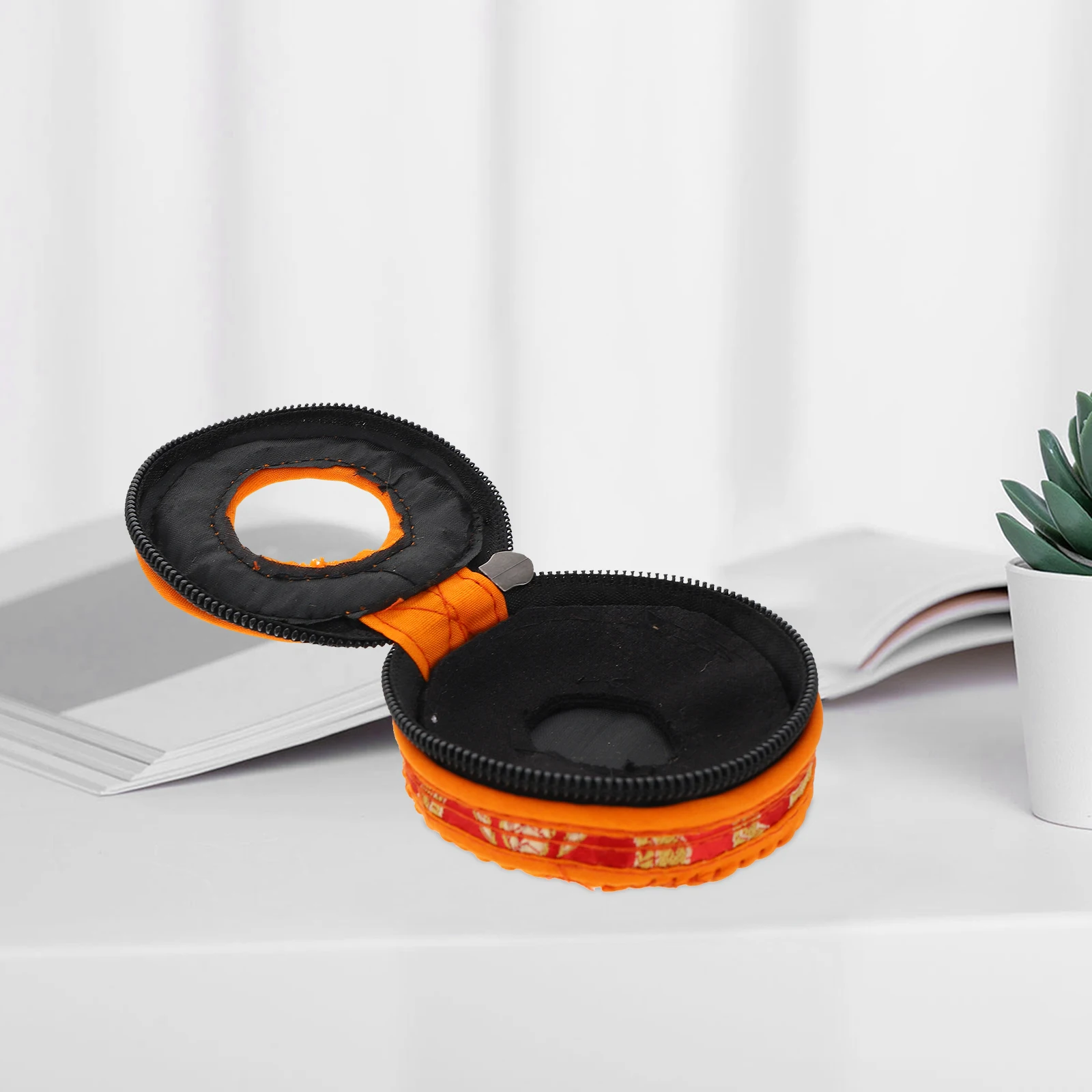 

Meditation Bell Storage Holder Tibetan Bell Box Durable Handmade Nepal Style Compact Protective Case for Temple Buddha