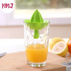 1Pc Portable Mini Fruit Manual Juicer Juice Cup Squeezer with Funnel 2 in 1 Orange Lemon Juice Squeeze Tool kitchen Supplies