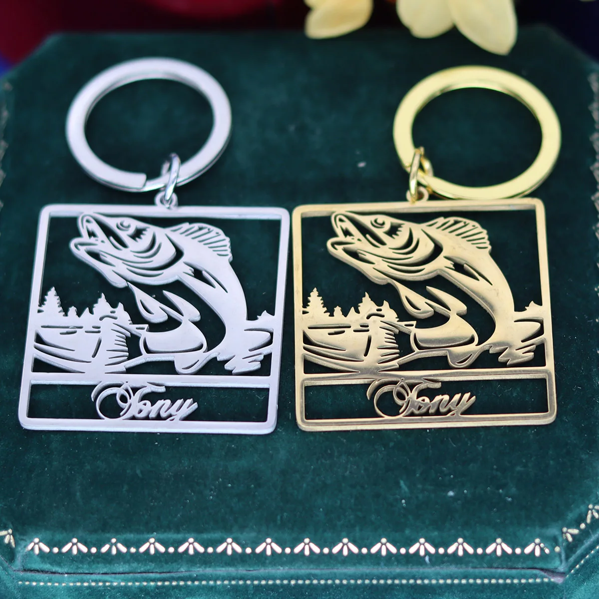 Custom Name Fish Keychain Personalized Stainless Steel Pendant Keychains For Women Men Nameplate Keyring Customized Jewelry