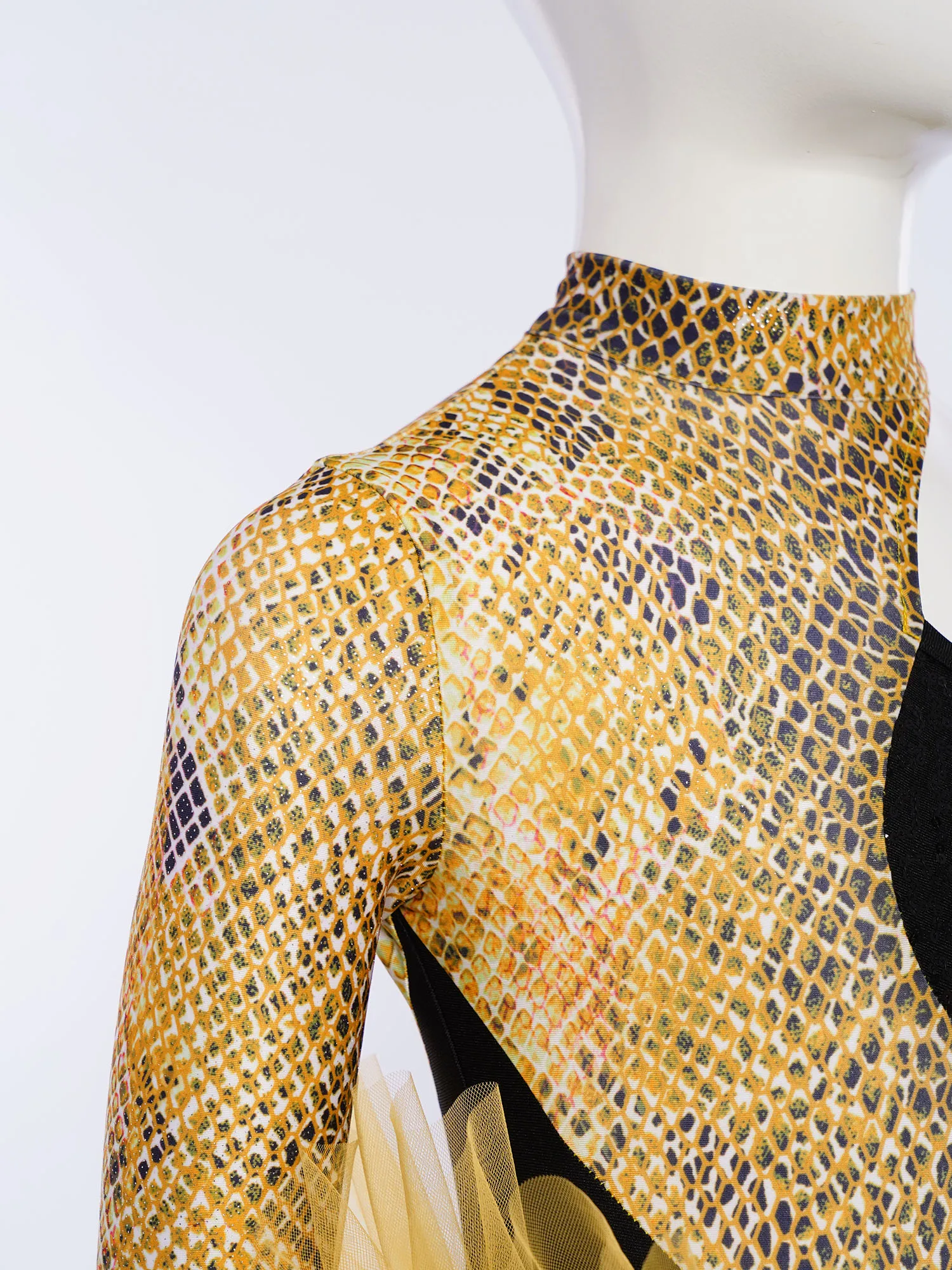 Combinaison de patinage artistique pour enfants filles, imprimé asymétrique, manches longues, bloc de couleur, Patchwork sur le côté, Tulle, paillettes péplum, body