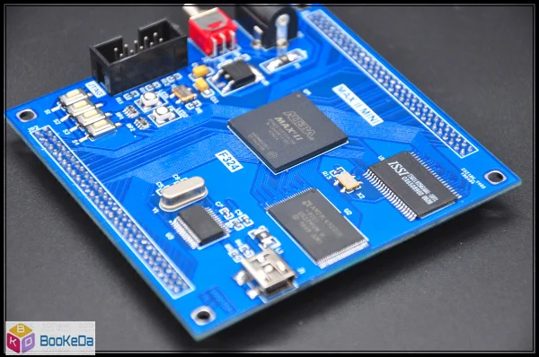 

INTEL ALTERA MAX II CPLD EPM2210F324 System Development Board SRAM FALSH