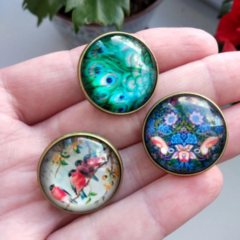 TAFREE Cute Bird Vintage Brooch for Woman Glass Cabochon Dome Art picture pins Badge for Suit Sweater carves Animal Jewelry BP01