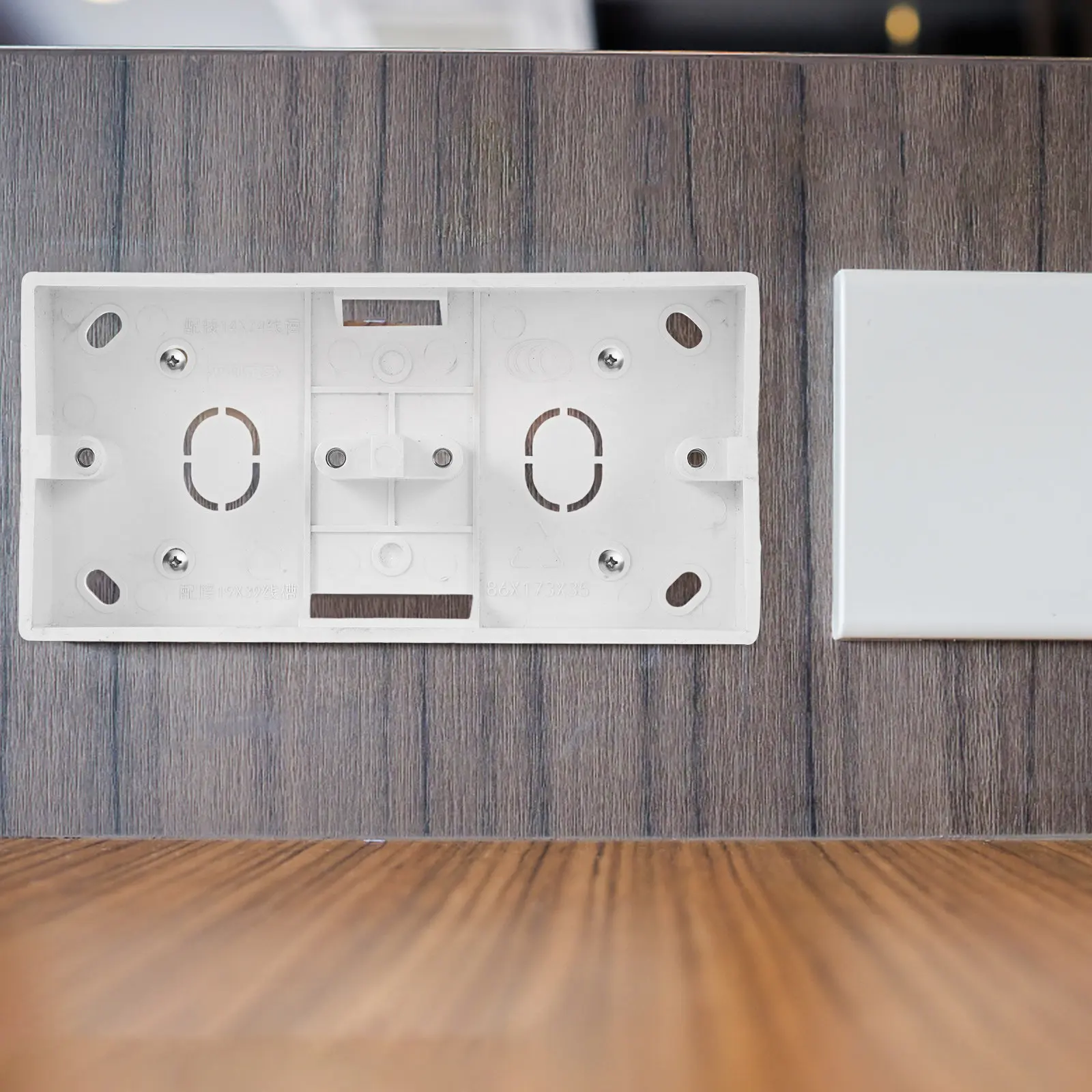 5Pcs Wall Mounted Plastic Electrical Outlet Box PVC Junction Box Surface Mount Design for Switch Socket Panel Home Office