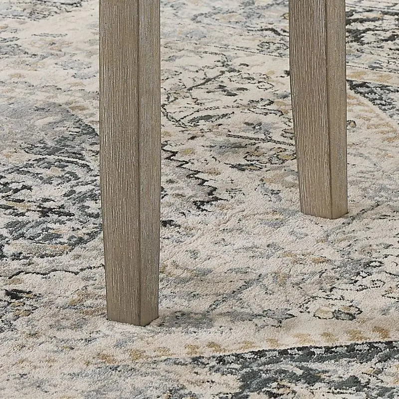 Banco de jantar com acabamento em carvalho claro e estofamento em tecido cinza claro