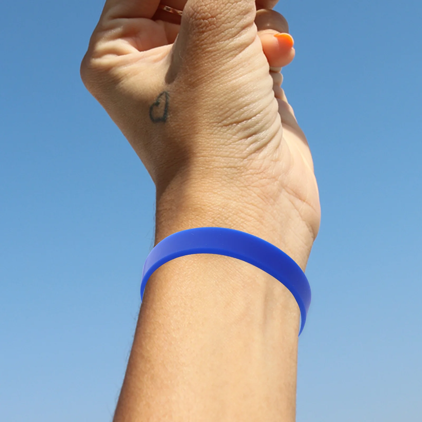 50Pcs Blue Silicone Wristbands Plain Blank Stretch Solid Color Bracelets Party Favor School Employee Wristbands Bulk