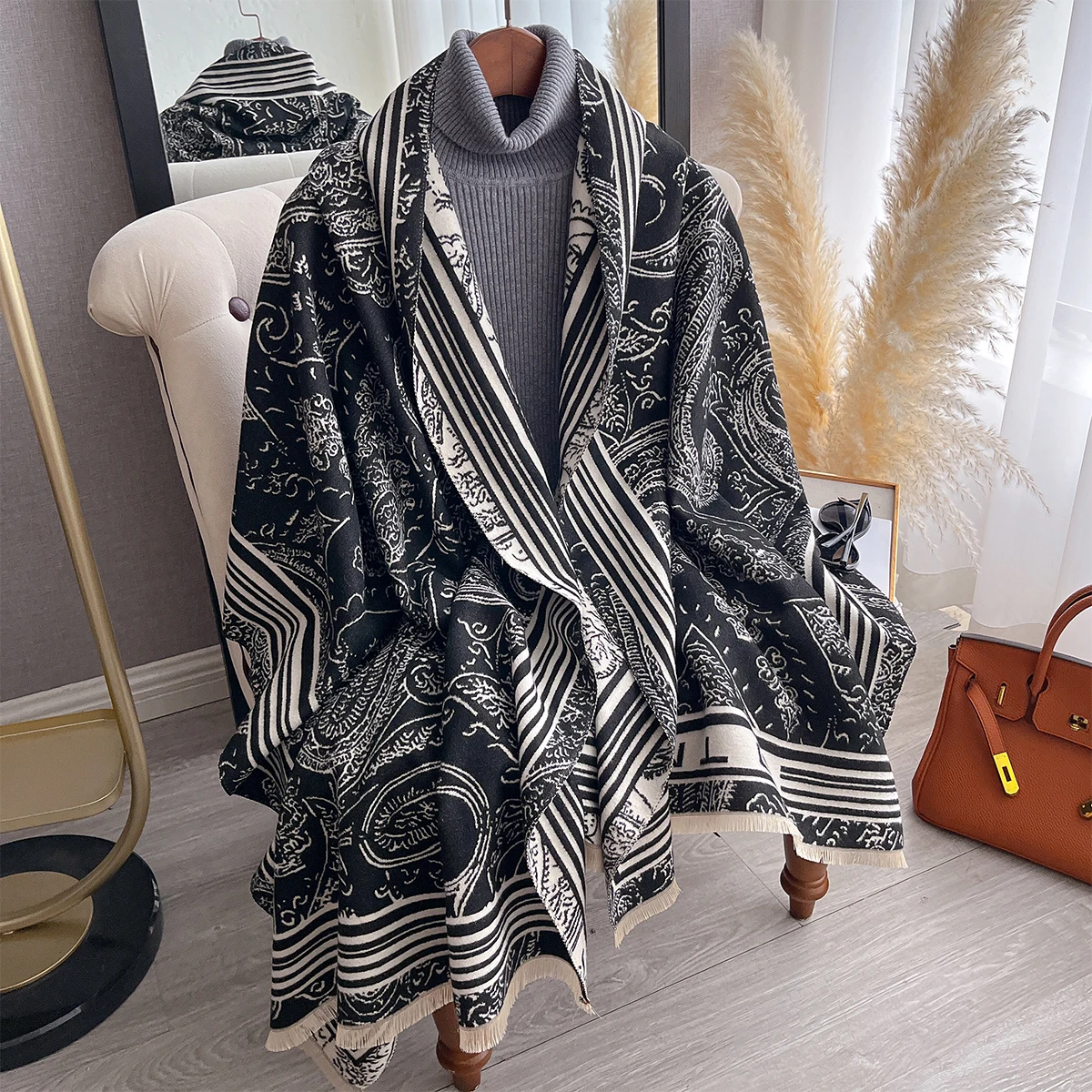 

Luxury Cashmere Plaid Scarf Winter Women Pashmina Shawls Warm Blanket Wraps Female Foulard Bandana Brand Thick Scarves Hijab