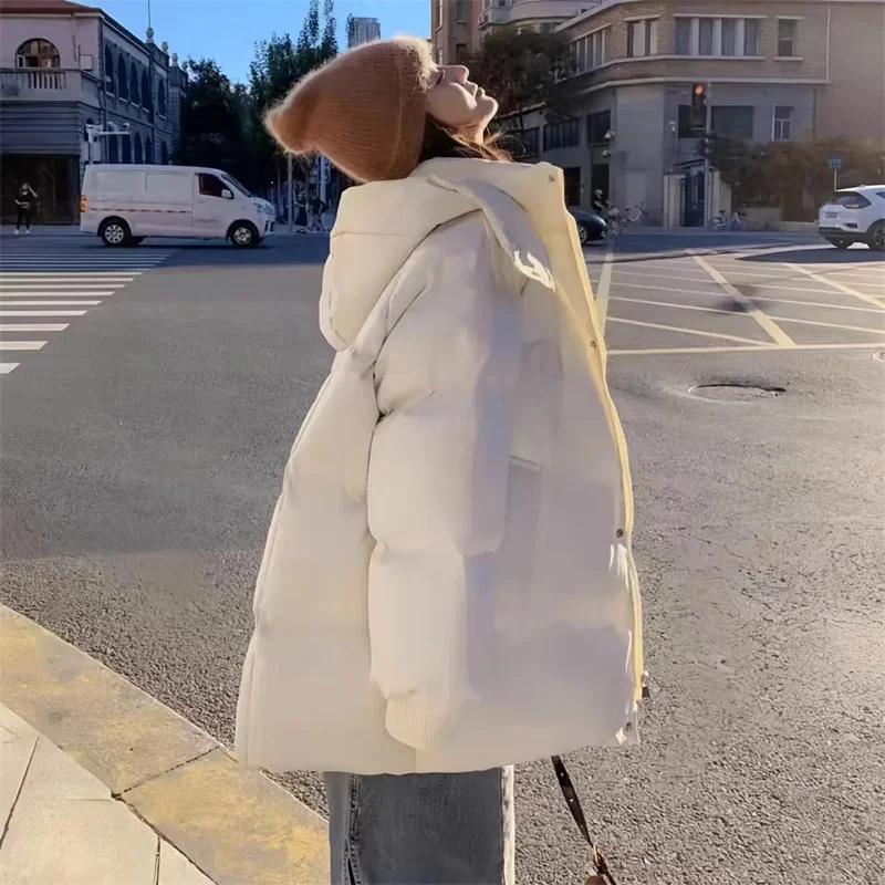 2025 Chaqueta de algodón gruesa versión coreana corta abrigo de algodón de pan abrigo pequeño alto versátil y Popular chaqueta de invierno de moda