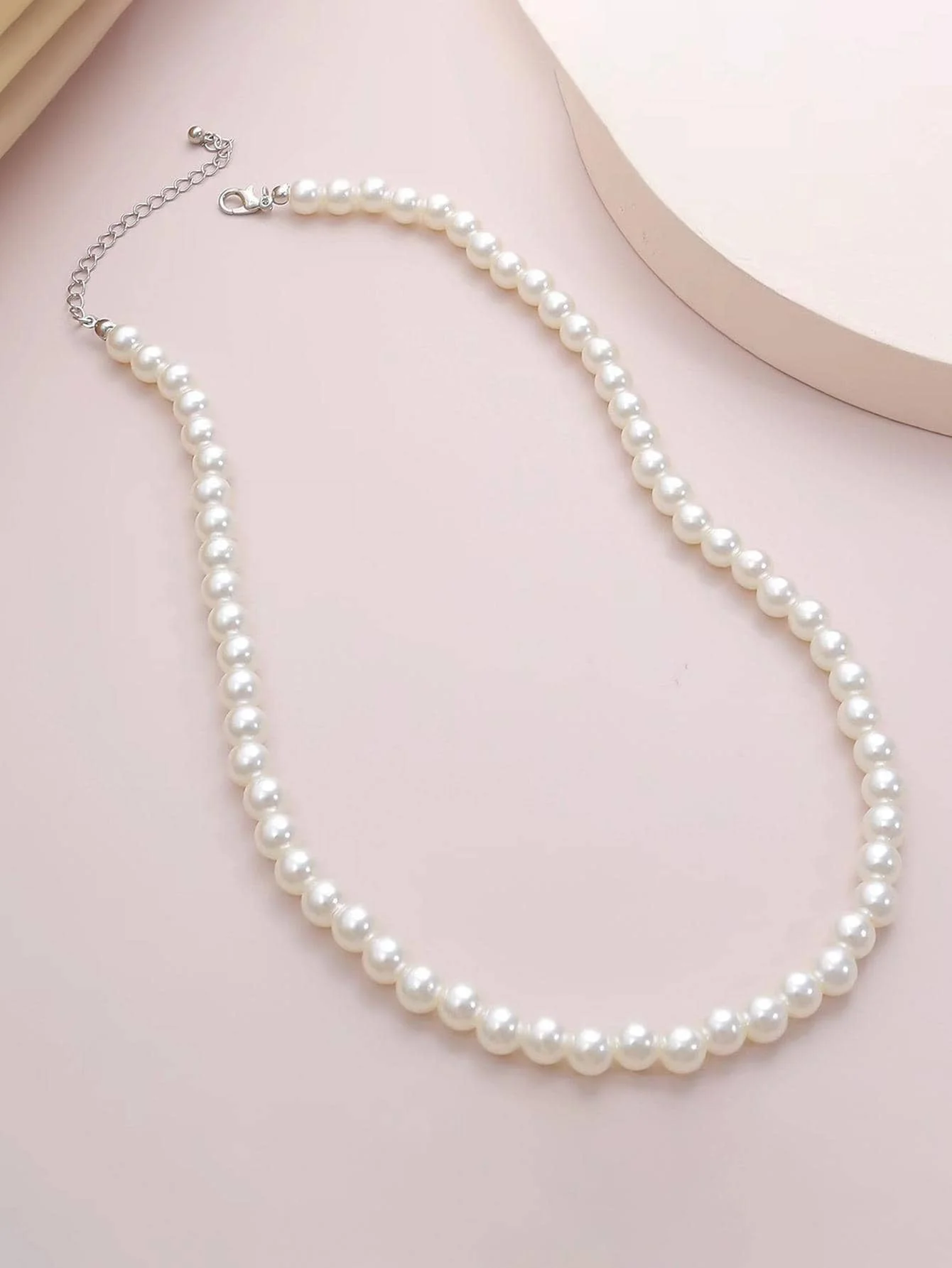 Faux Pearl Beaded Necklace