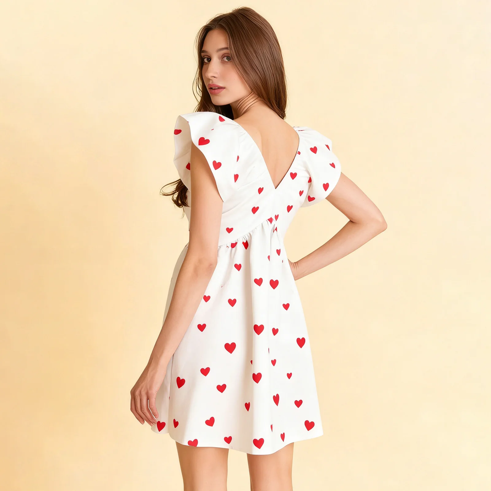 Sommer-Minikleid für Damen mit Schleifenapplikationen, stilvolles A-Herz-Aufdruck vorne, Schleife mit fliegenden Ärmeln und V-Ausschnitt in A-Linie