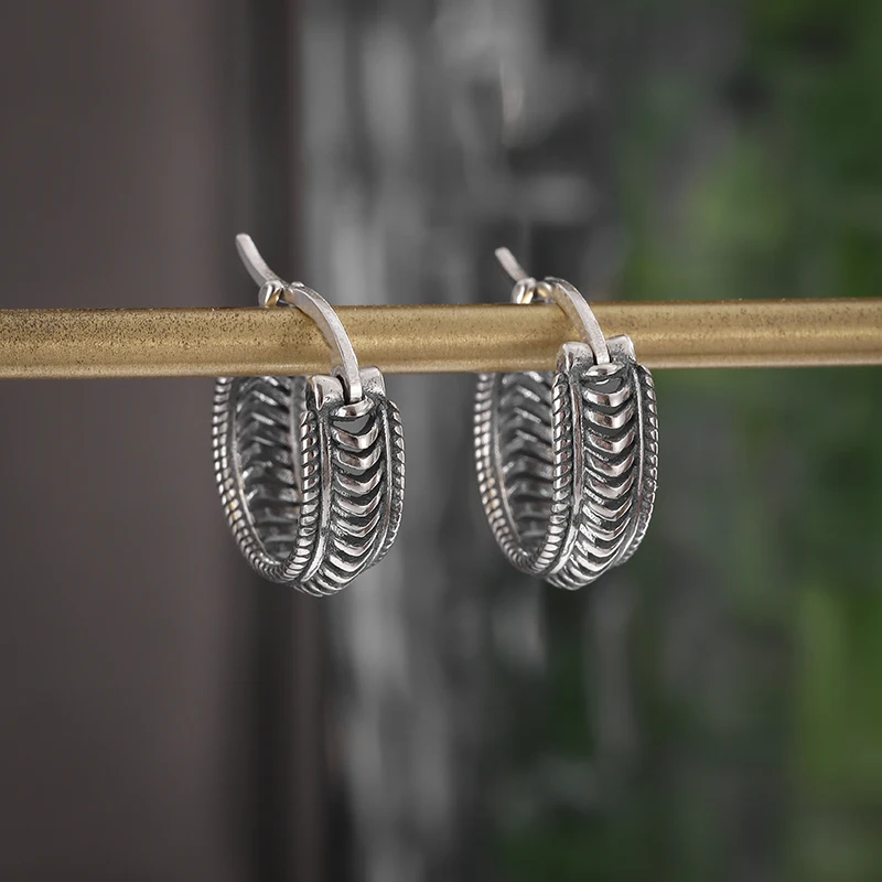 Retro Popular Hollow Corrugated Earrings for Men and Women Hypoallergenic Earrings Fashion Jewelry