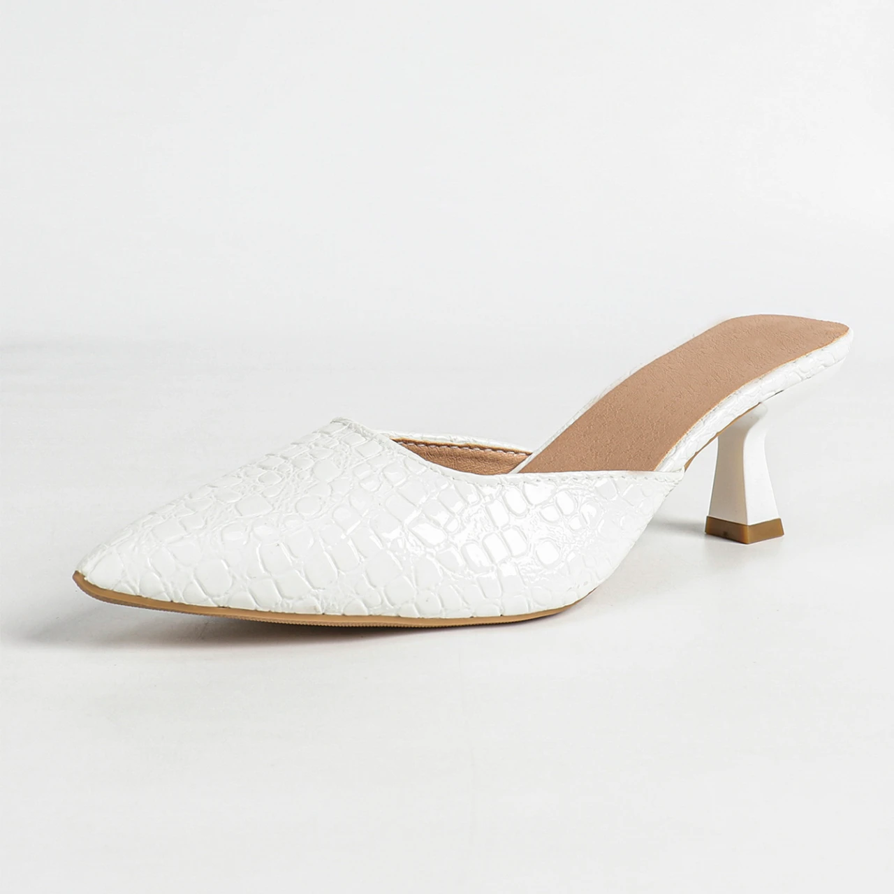 

2026 Summer New Fashion Grace Sweet Elegant Slipper Women High Heels Pointed Toe Women's Slipper Trim Slipper 7864