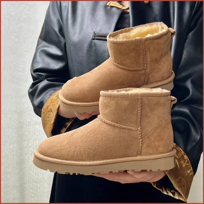 

Men's and Women's Sheepskin and Wool Integrated Snow Boots Real Leather and Fur Winter Thick and Warm Boots for Women 2026