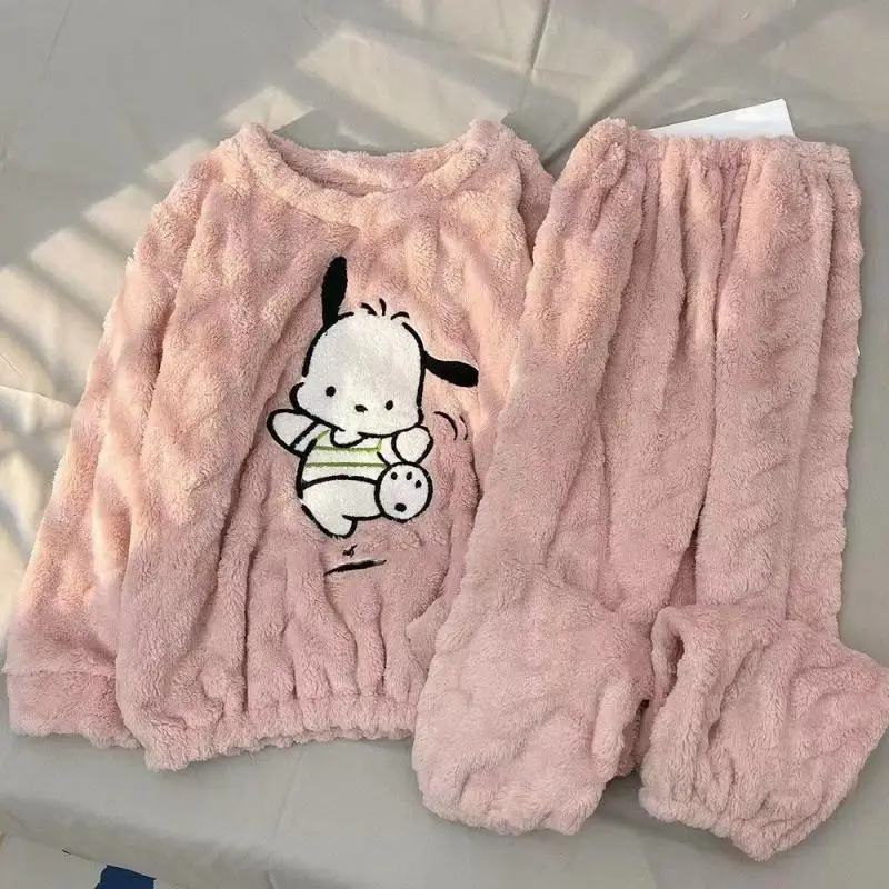 Sanrios Pajamas Women Hello Kittys Flannel Winter Pochacco Thicken Velvet Sweet Warmth Sleepwear Cute Coral Velvet Home Clothes