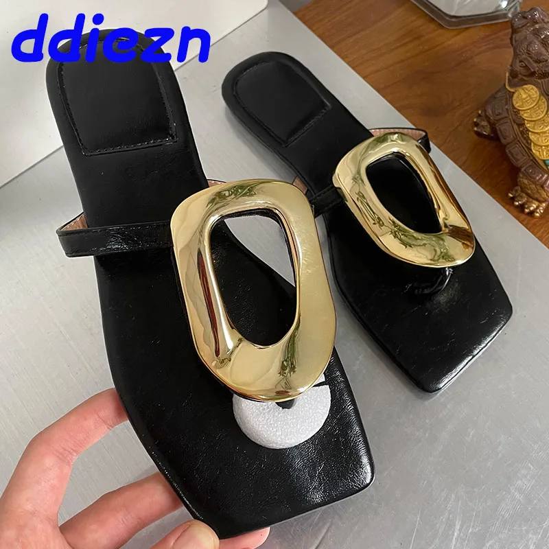 Female Slides Fashion Metal Ladies Flats Slippers Sandals Shoes Summer Beach Flip Flops Luxury Women Slippers Shoes Big Size