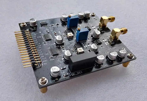 High Speed ADC08200 Module 200Msps 8-Bit High Speed ADC 2-Stage High Speed Amplification Single-Supply Power