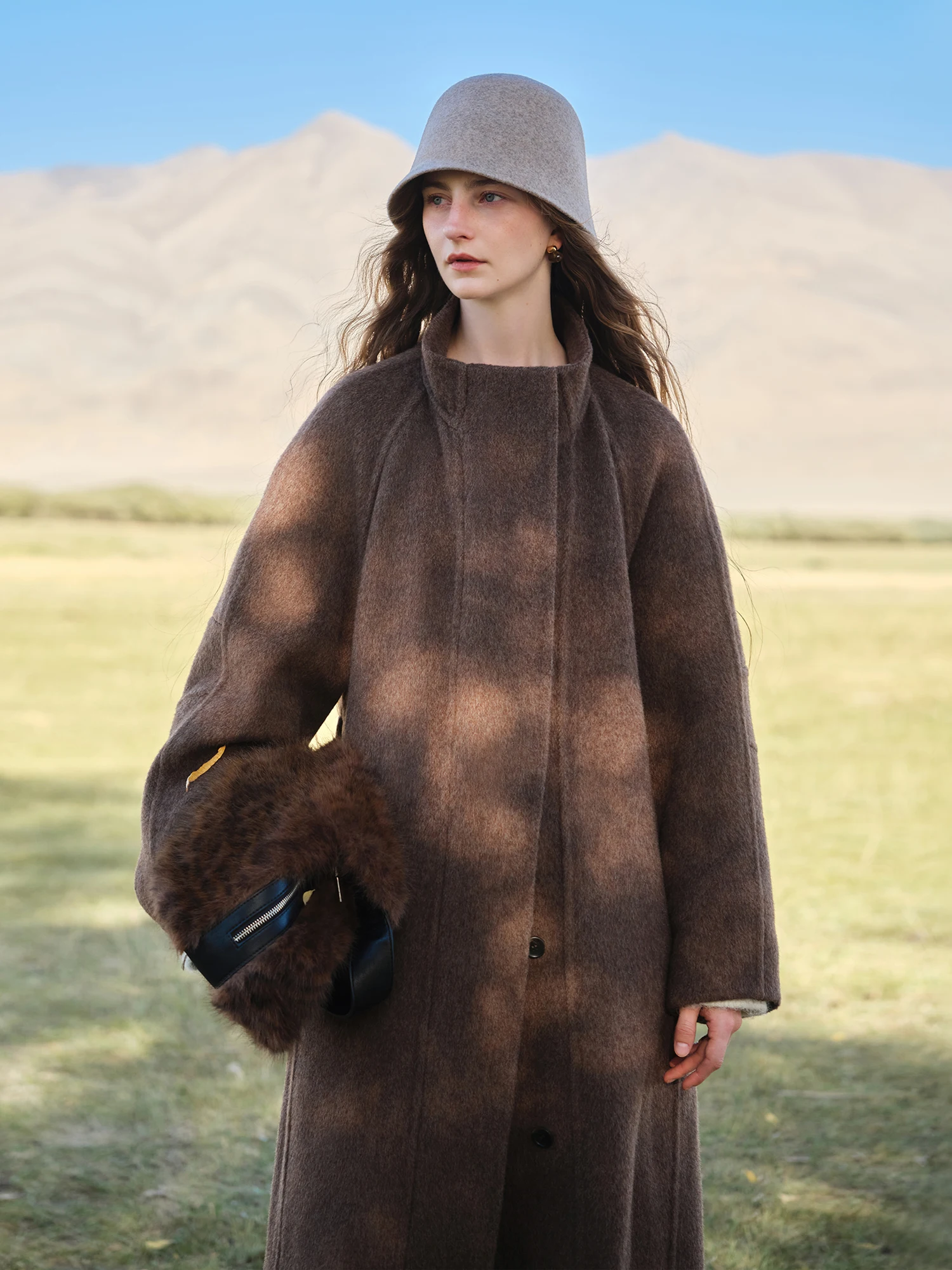 FSLE Minimalist Standing Collar Straight Cut Yak Wool Double-Faced Cashmere Coat Winter 2025 New Arrival Versatile Outerwear