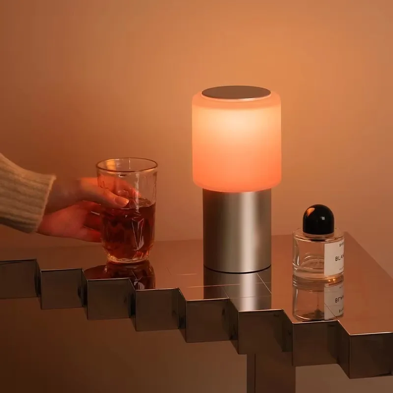 

Simple bedside lamp, warm white LED eye protection lamp, dimmable, battery included, high-end home lighting