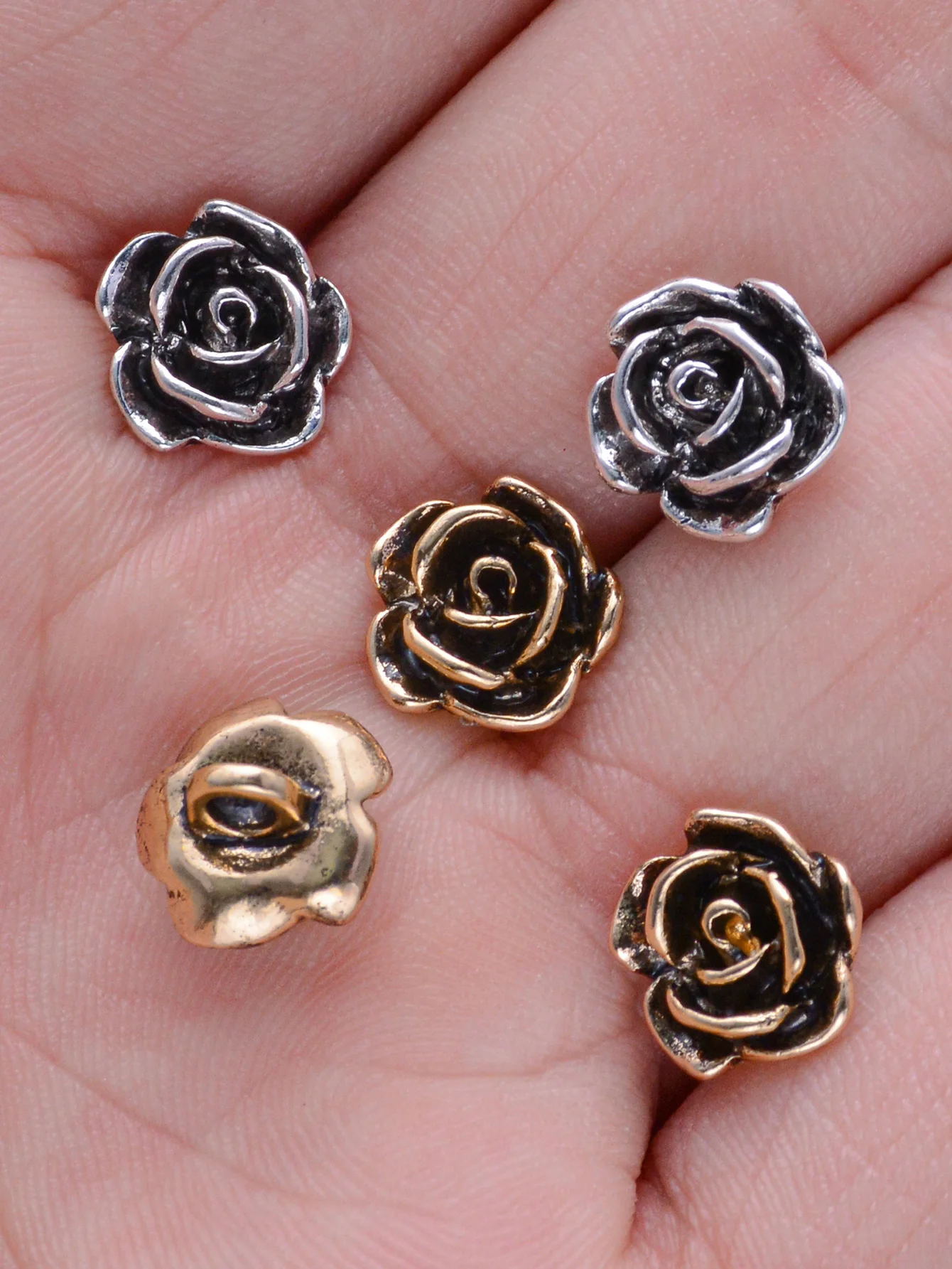 

7/20/50pcs/Pack Vintage Rose Flower Metal Buttons For Shank Woolen Coat Dress DIY Shoes Hats Decor Buttons Sewing Accessories