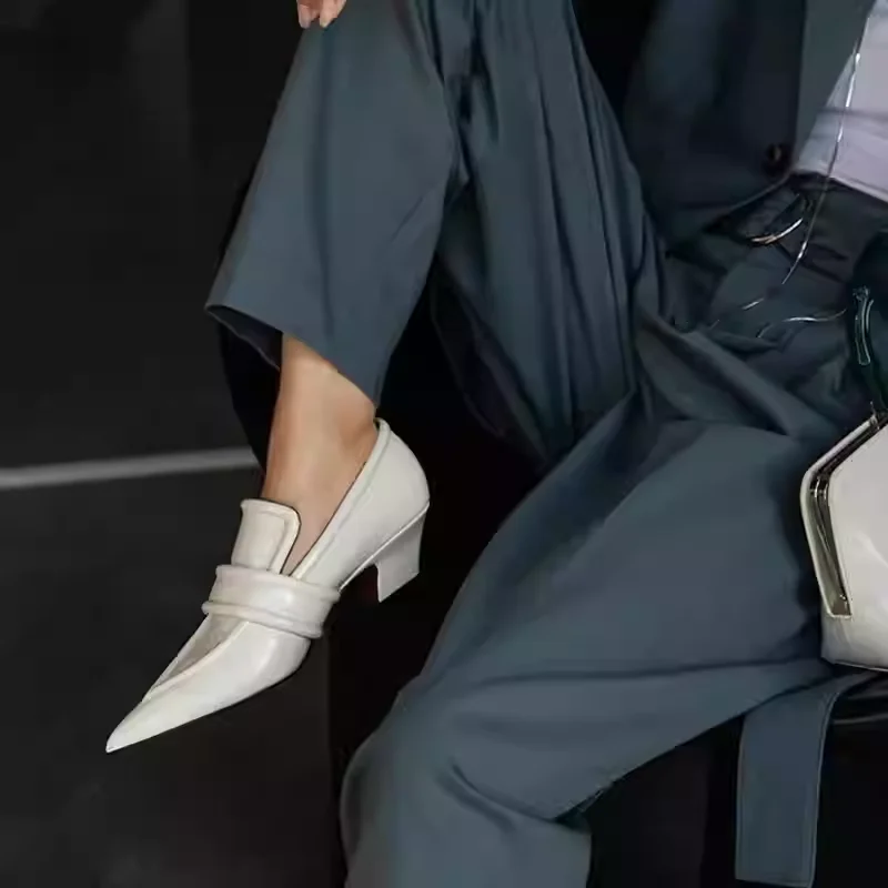 

White/Black Vitange Pointed Toe Versatile Fashion Short Boots Slip On Deep-Mouth Loafers Thick-Heeled Single Pumps For Women