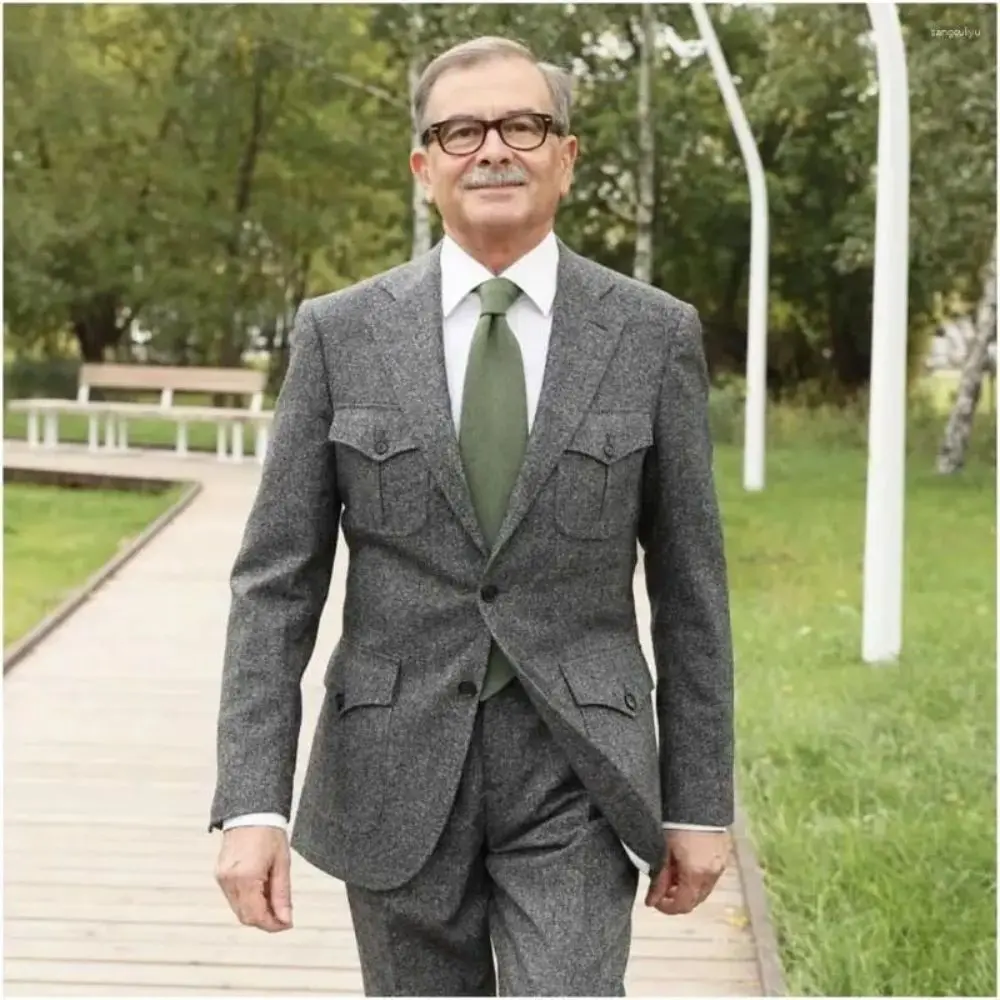 Traje de espiga gris para hombre, conjunto ajustado de 2 piezas, traje de 4 bolsillos, chaqueta cálida de Tweed para boda, conjuntos de pantalones y chaqueta, Invierno