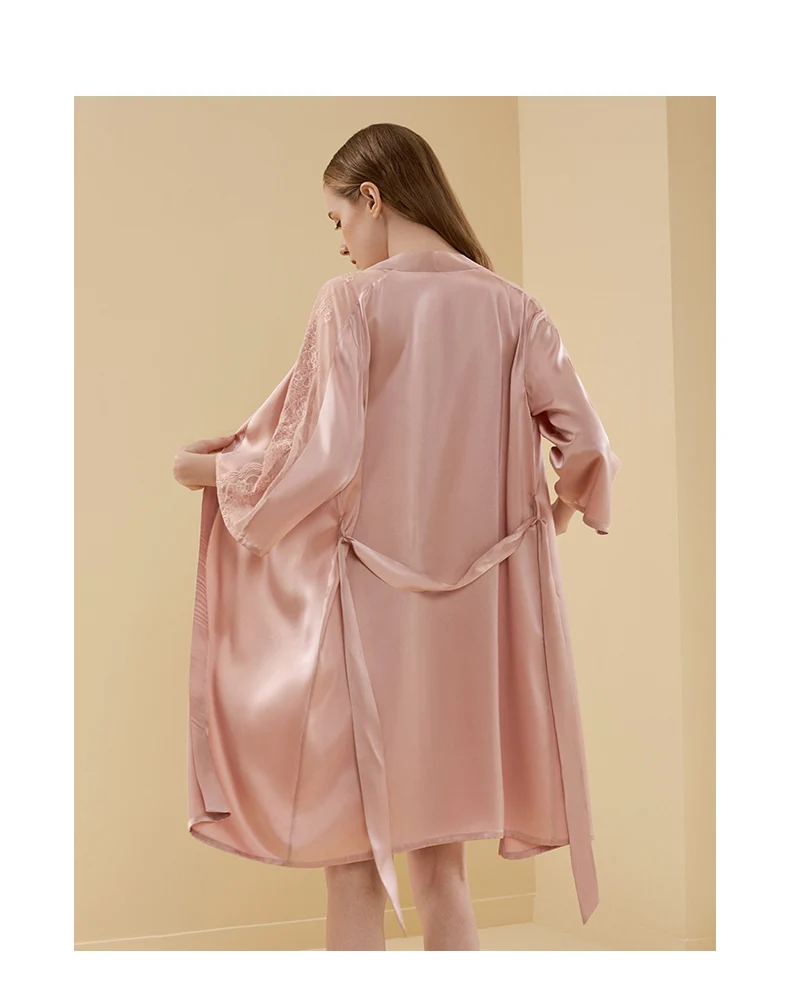 BirdTree 16MM 100%Mulberry Silk Elegant Sleeping Robe, Women's Lace Solid, Temperament Breathable Pajamas, 2024 Spring P41924QC