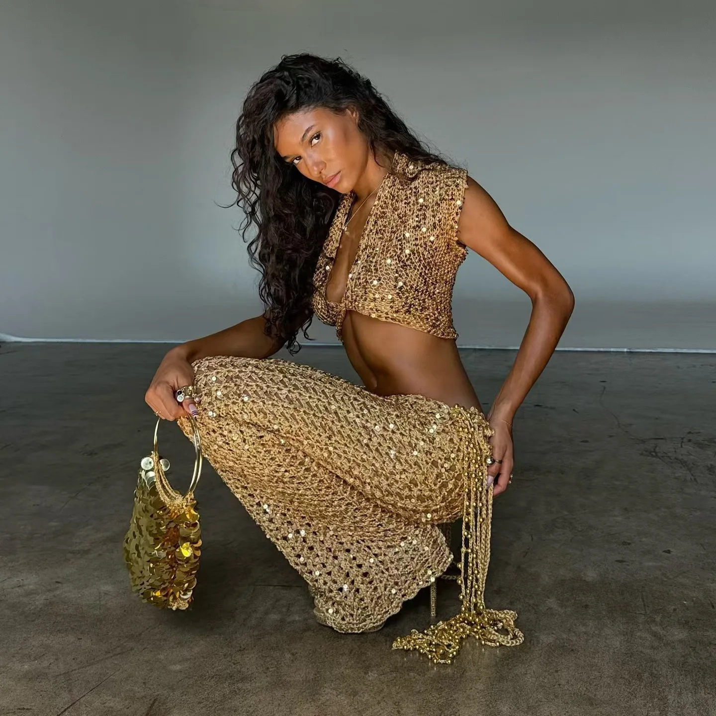 Vacation Beach Sequins Knitted 2 Piece Set Women Sexy V-neck Short Sleeve Crop Tops + Beaded Tassel Straight Pants Clubwear Suit