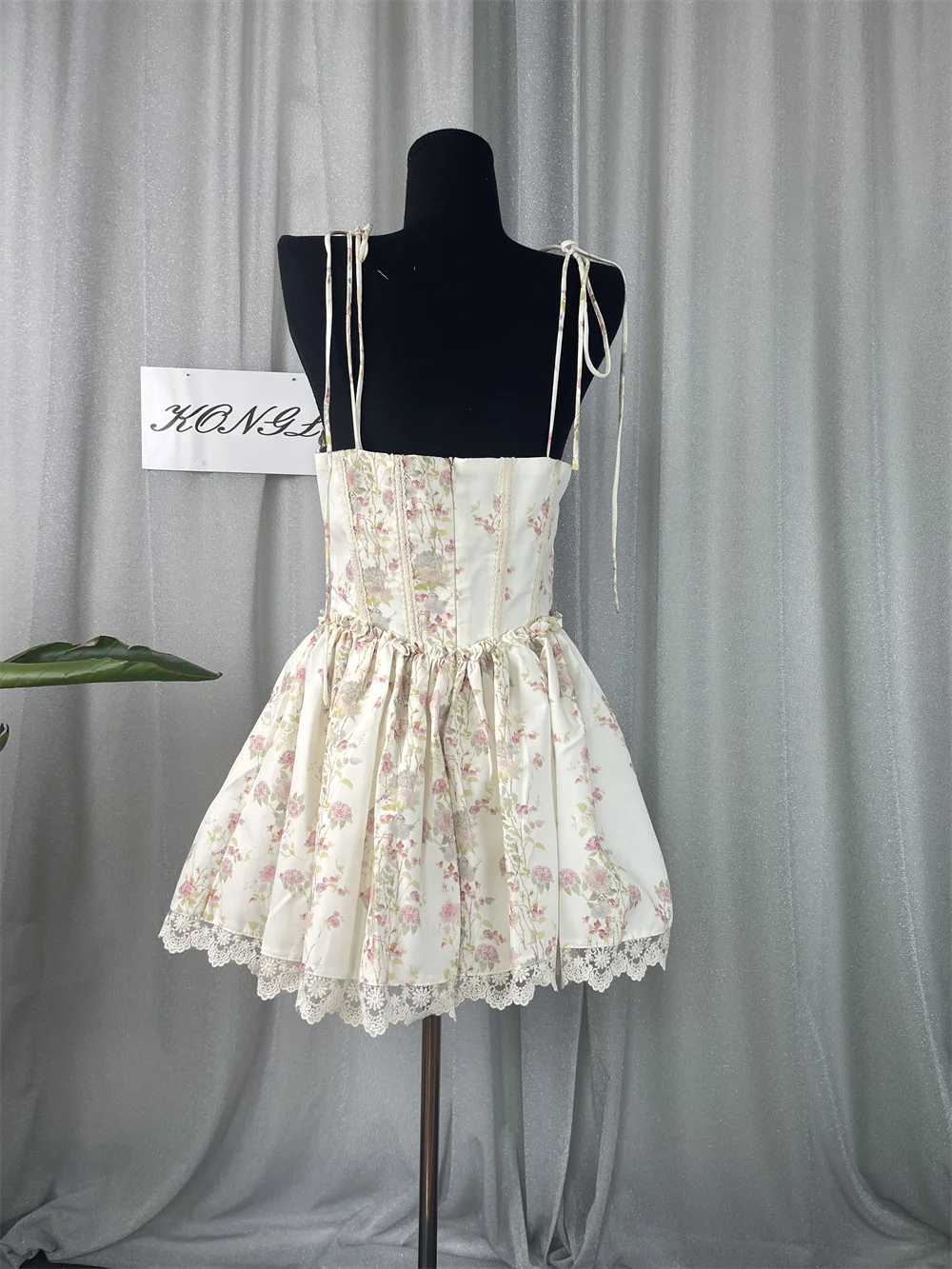 أنيقة زهرة طباعة الدانتيل المرقعة مثير فستان عيد ميلاد المرأة مساء حفلة موسيقية احتفال حفل ملهى ليلي فساتين Vestido