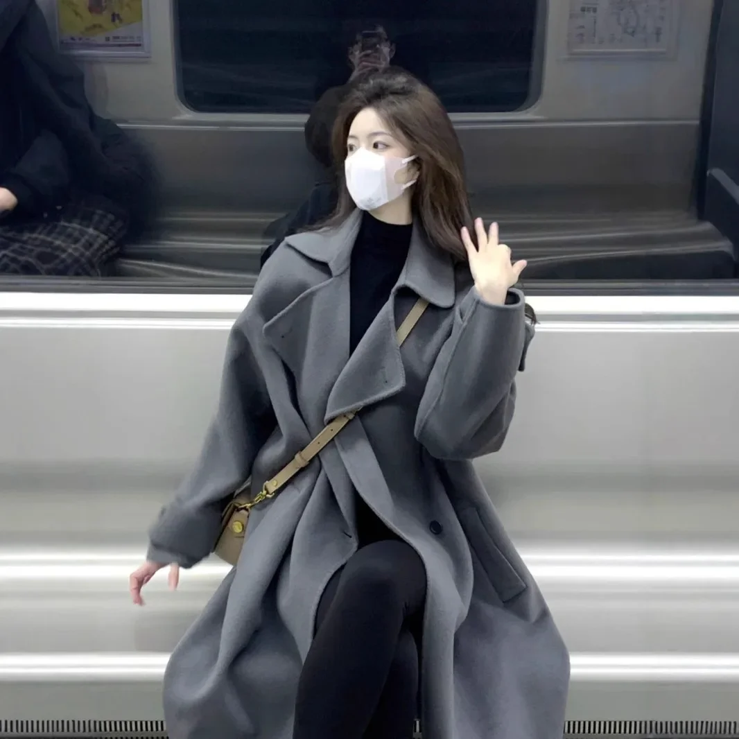 Abrigo de lana estilo Hebe para mujer Otoño Invierno traje de longitud media estilo abrigo gris sistema coreano sensación de gama alta prendas de vestir exteriores hermosas