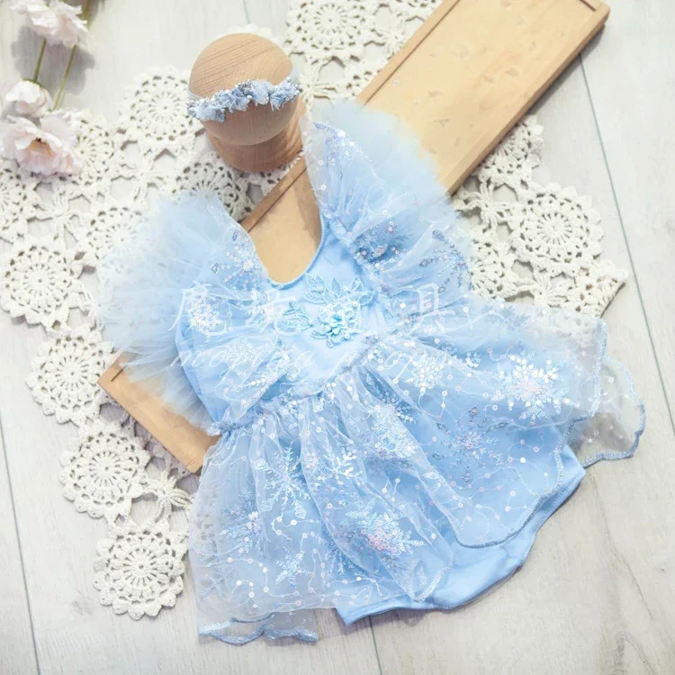 abbigliamento-per-servizi-fotografici-di-bambine-set-da-2-pezzi-abito-da-principessa-blu-e-fascia-per-capelli-con-motivo-floreale-ideale-per-servizi-fotografici-in-studio