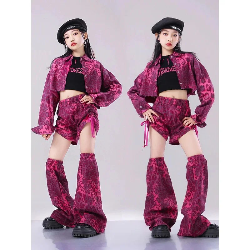 أزياء رقص الجاز الحديثة للفتيات ارتفع الأحمر ليوبارد طباعة معطف الهيب هوب السراويل وتتسابق الهيب هوب مرحلة الملابس