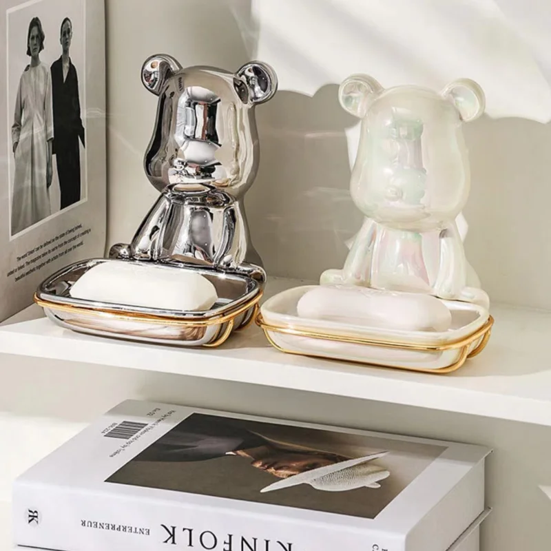 Ceramics Bear Soap Dish Punch-Free Wall Hanging Soap Holder Luxury Bathroom Accessories Ins Soap Tray Bathroom Storage Rack