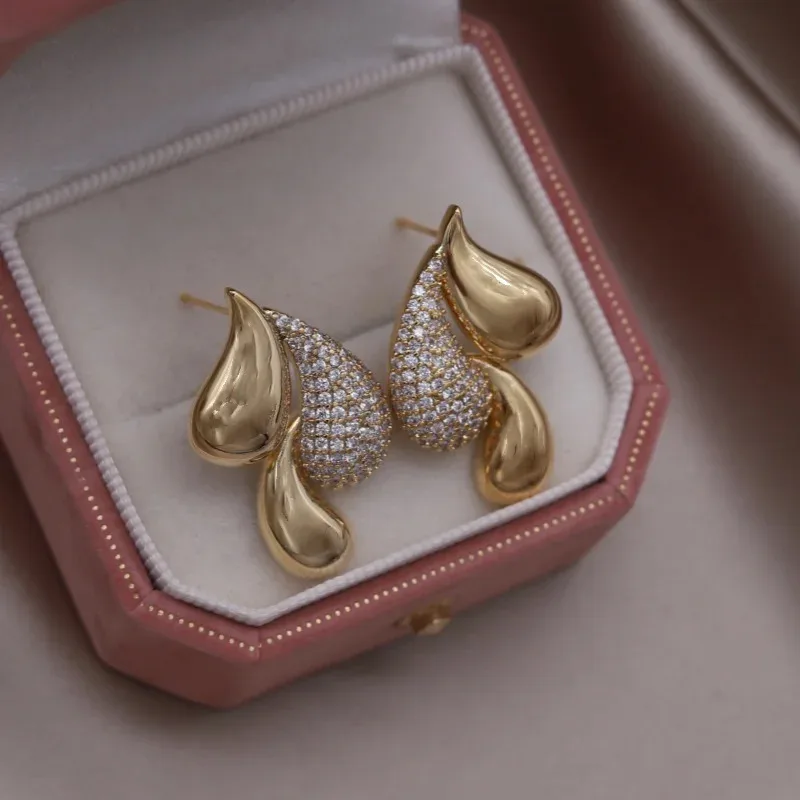 

TUES Korea new design fashion jewelry 16K gold plated zircon water drop earrings elegant women's daily work accessories
