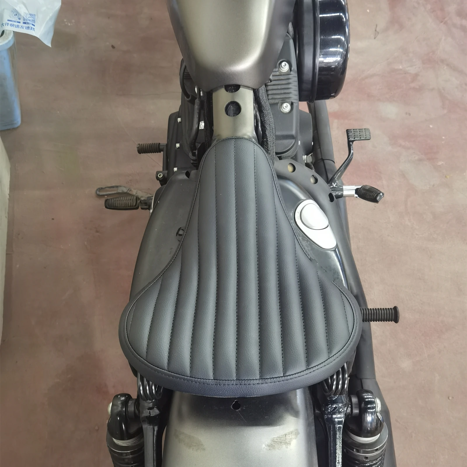 Juego de almohadillas de cojín de asiento de cuero negro, compatible con Harley Sportster 2010-2022 2011, 1 Juego