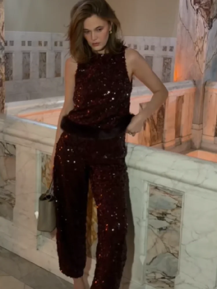 Conjunto de duas peças de lantejoulas brilhantes, feminino, gola redonda, bainha peluda, regata, calças compridas soltas, nova moda sexy, roupas de festa para mulheres, 2025