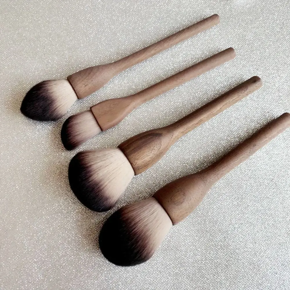 Retro Walnut Wood Makeup Brushes Vintage Super Soft Blush Brush Highlighter Multifunctional Loose Powder Brushes Setting Brushes