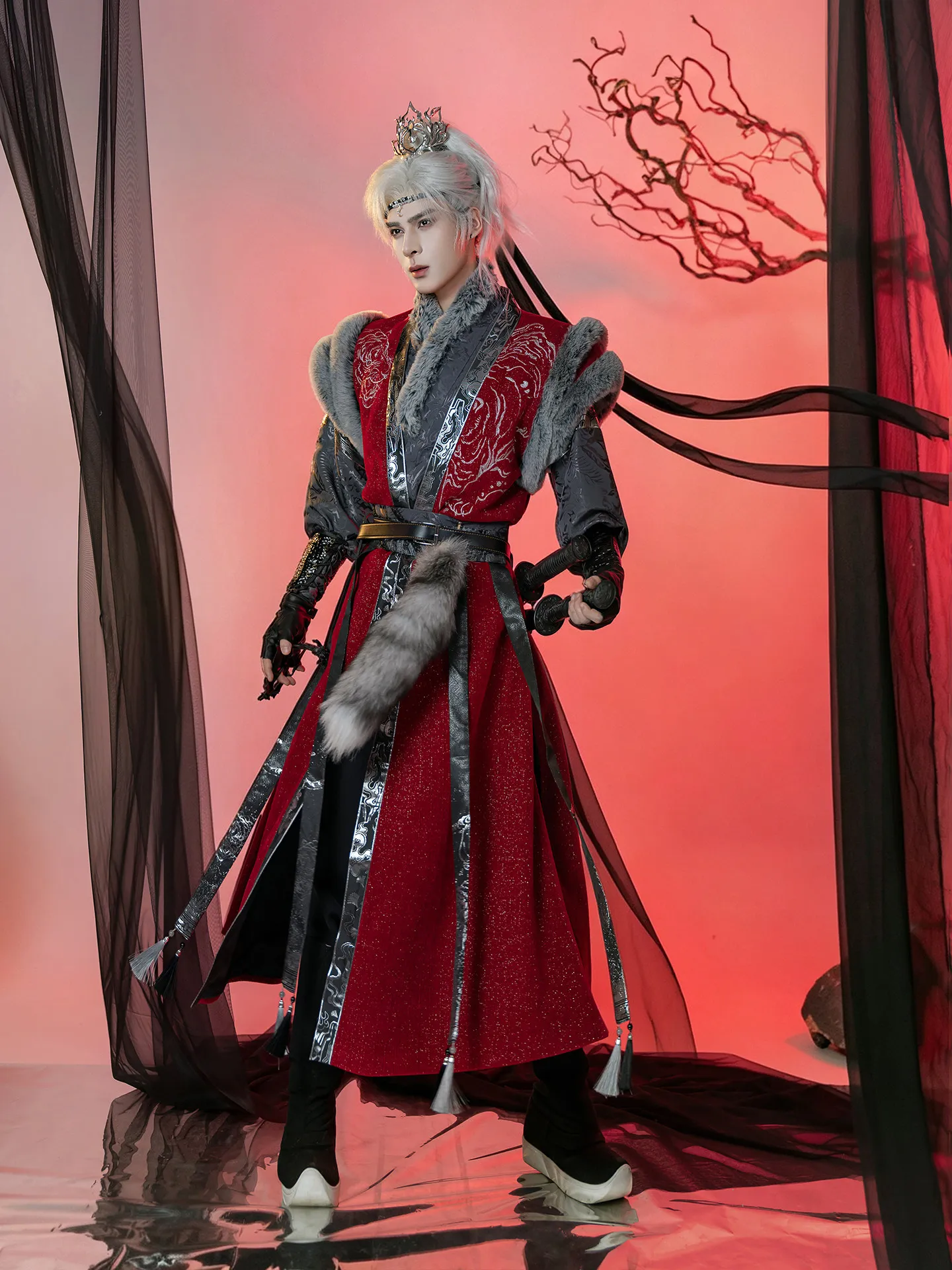Shu Embroidery Robe | Snow-covered Silver Hooks | Handsome, Ancient-style Han Elements, Cool And Stylish For Autumn And Winter