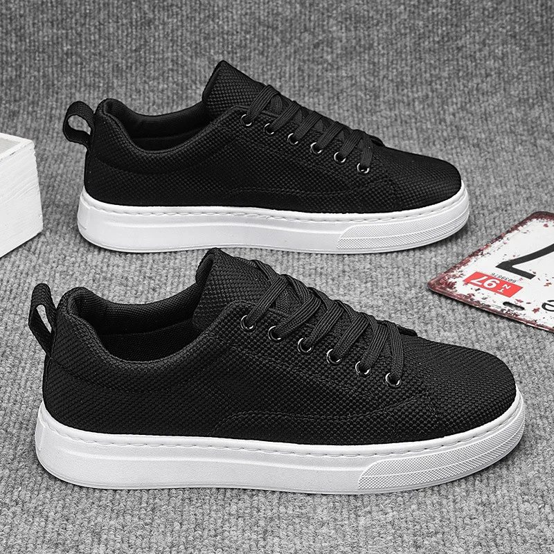 New Men's Canvas Shoes Breathable Casual Sneakers Korean Style Lightweight Flat Shoes Slip On Comfortable Loafers for Walking