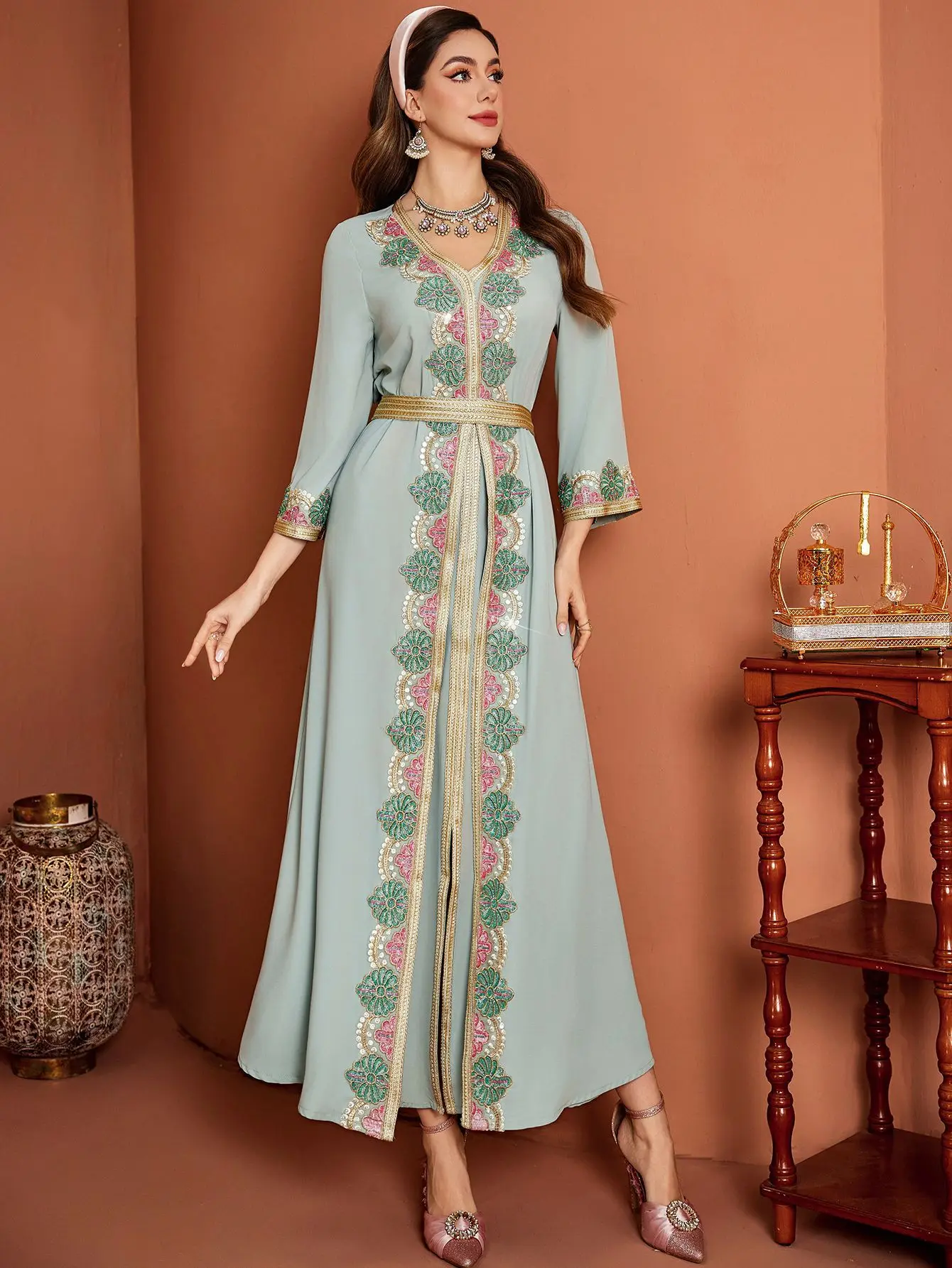 Eid Robe musulmane femmes Abaya dentelle faux 2 pièces col en V robes longues robes Largos fête Caftan Jalabiya Ramadan longue Robe 2025