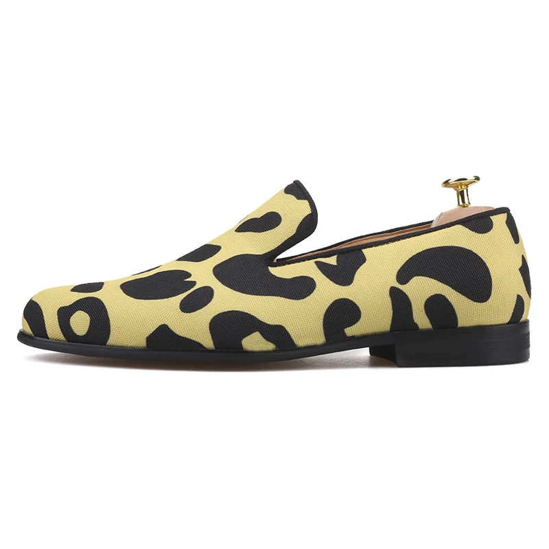 Piergitar British Classic Style Yellow Leopard Animal Printing Canvas Men's Loafers Comfortable Leather Insole Slip-On Slippers