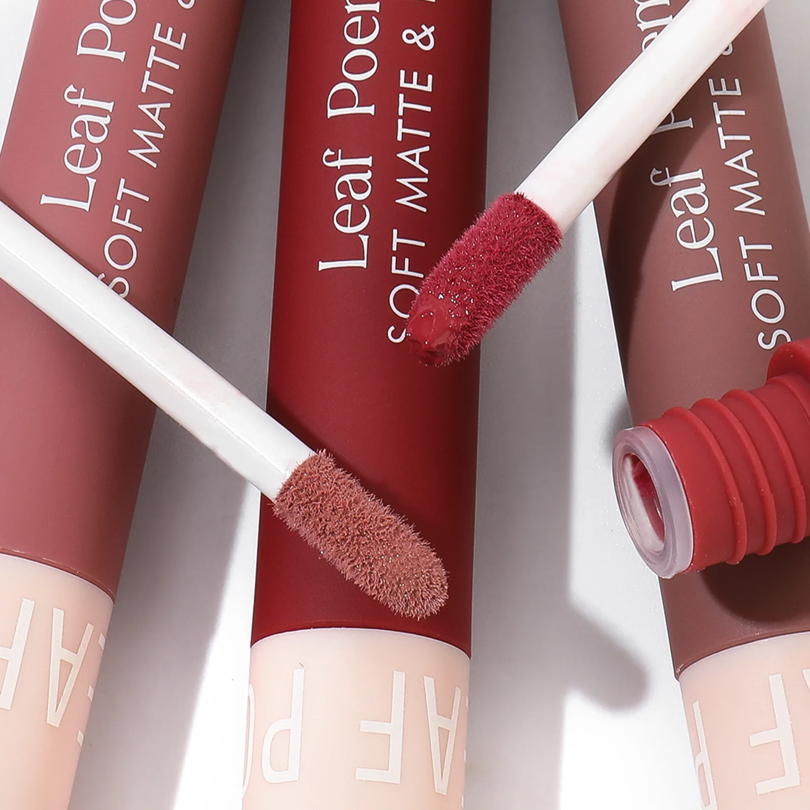 Transfer Resistant Lip Gloss Matte Velvet Smooth Application สีติดทนนาน Rich Pigment กันน้ํา Kiss Proof ลิปสติก