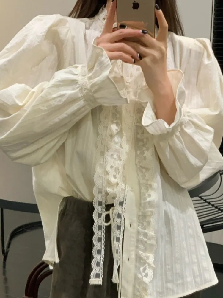 

Sweet Youthful round Ne Lace Trim Single Button Loose Long Sve irt Women Early Spring New Sle Versatile Casual irt