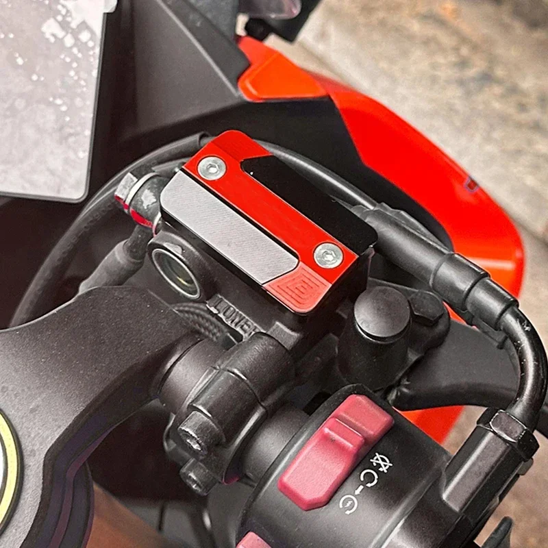 For Yamaha XSR700 XSR900 XSR 700 900 2015-2021 2019 2018 Hot Deals Motorcycle CNC Front Brake Fluid Reservoir Cap Cover