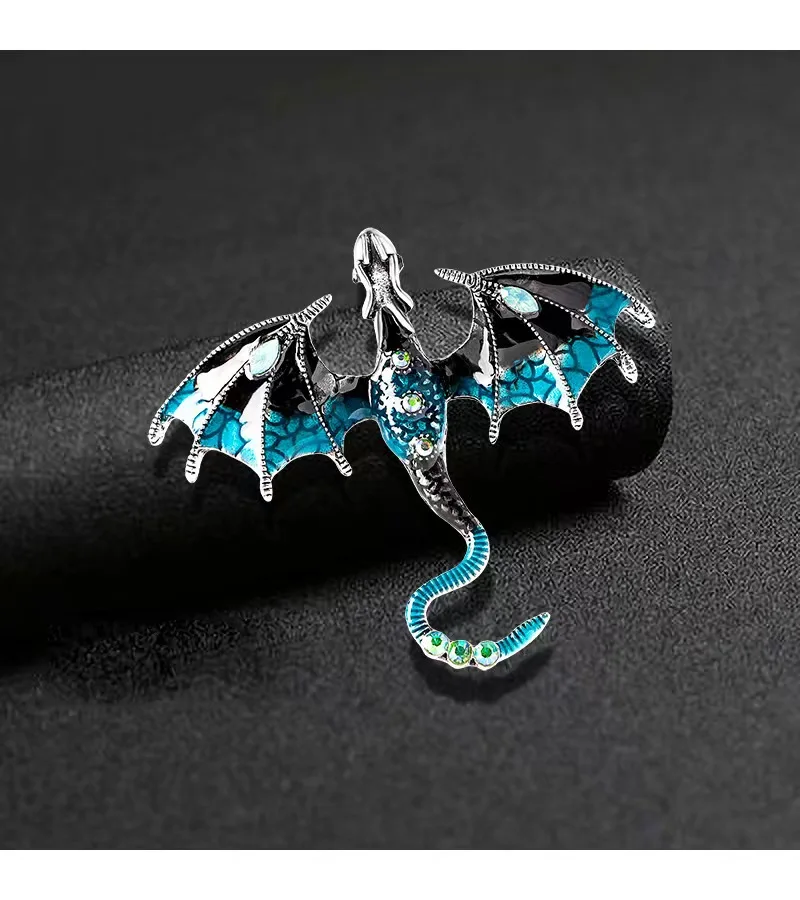Retro Enamel Colorul Fly Dragon Brooch Men and Women Crystal Animal badae Clothing jewelry Accessories Pins