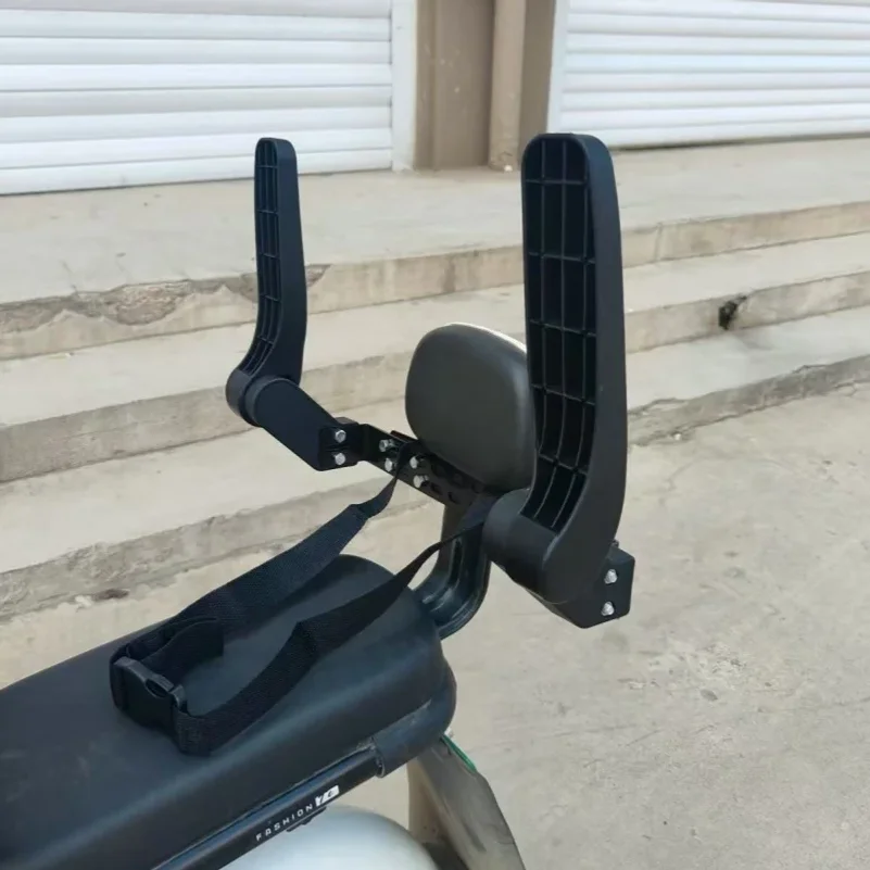 Picture 5: Universal Kids Safety Armrest For Motorcycle Rear Seat Foldable Design Tension Scooter Modification Accessories For Children