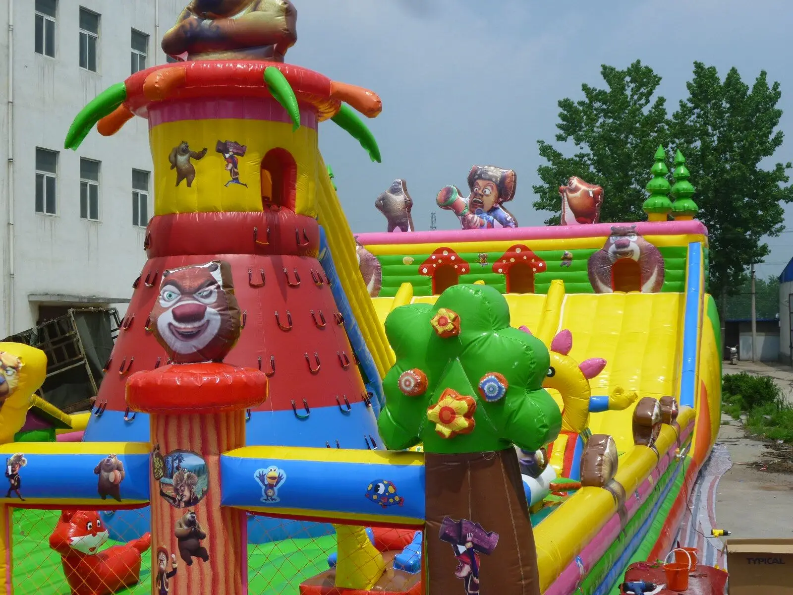 Premium Commercial Aquatic Fun Inflatable Castle Customized Color & Size Easy Setup Heavy- PVC Materialglobally accessible