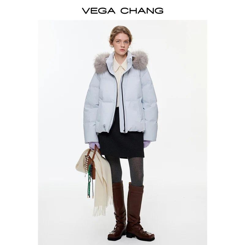 เสื้อแจ็คเก็ตผ้าฝ้ายบุขนเป็ดสำหรับผู้หญิง Vega Chang รุ่นใหม่สำหรับฤดูหนาว กันน้ำ ผ้า softshell  คอปกขนแรคคูน  บุด้วยกำมะหยี่นุ่มสบาย 90%