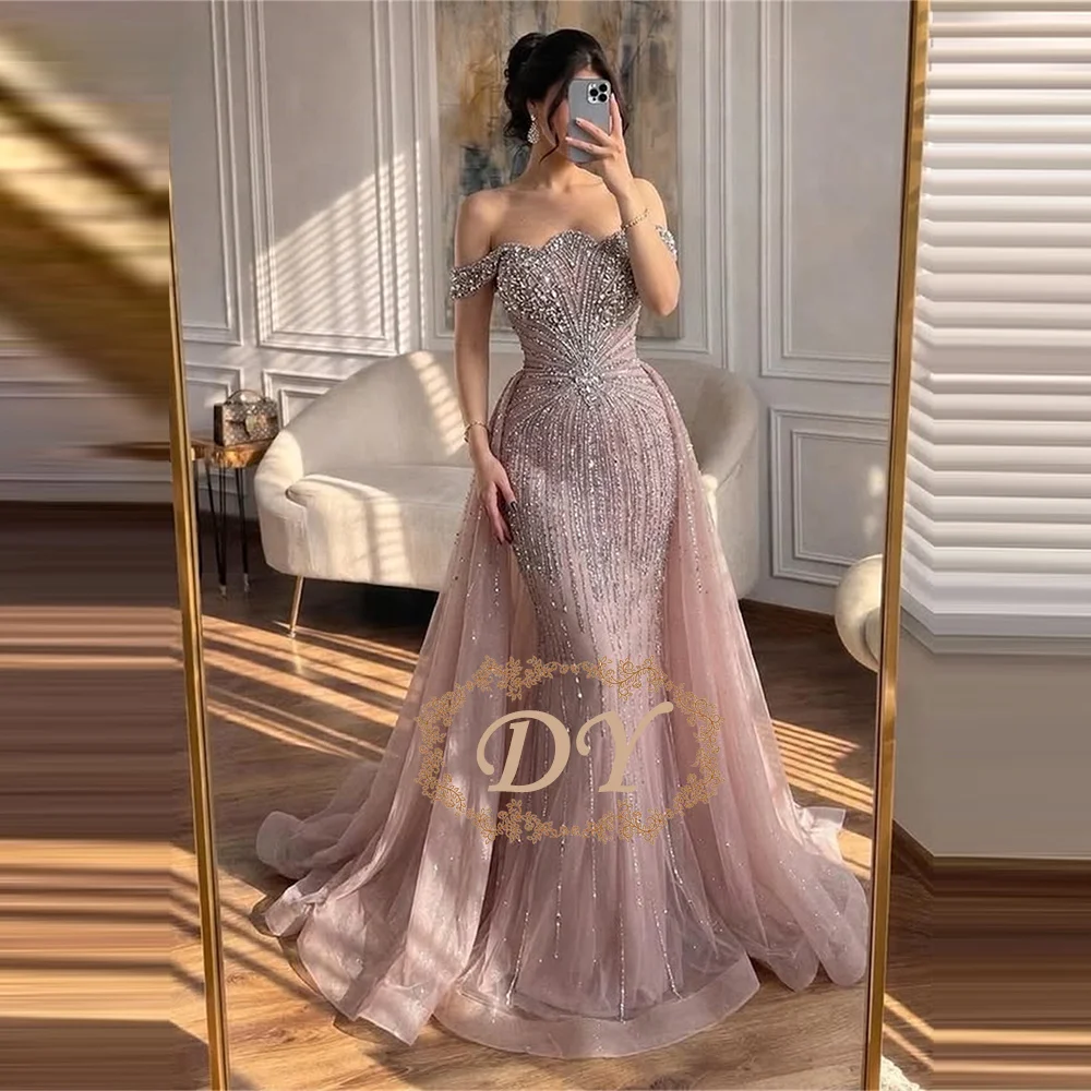 DY Maßgeschneiderte luxuriöse rosa Tüll-Abendkleider für Damen, ärmellos, mit abnehmbarer Schleppe, glitzerndes langes Ballkleid