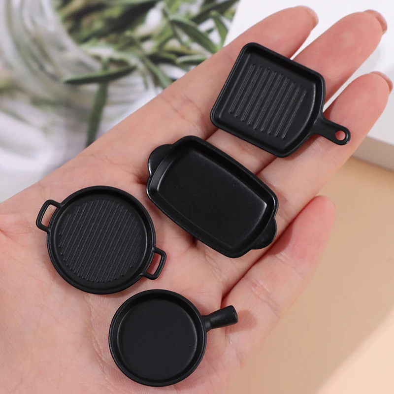 1set(4pcs) 1/12 Black Miniature Dollhouse Dish Plate Pretend Play Kitchen Cooking Toy Set