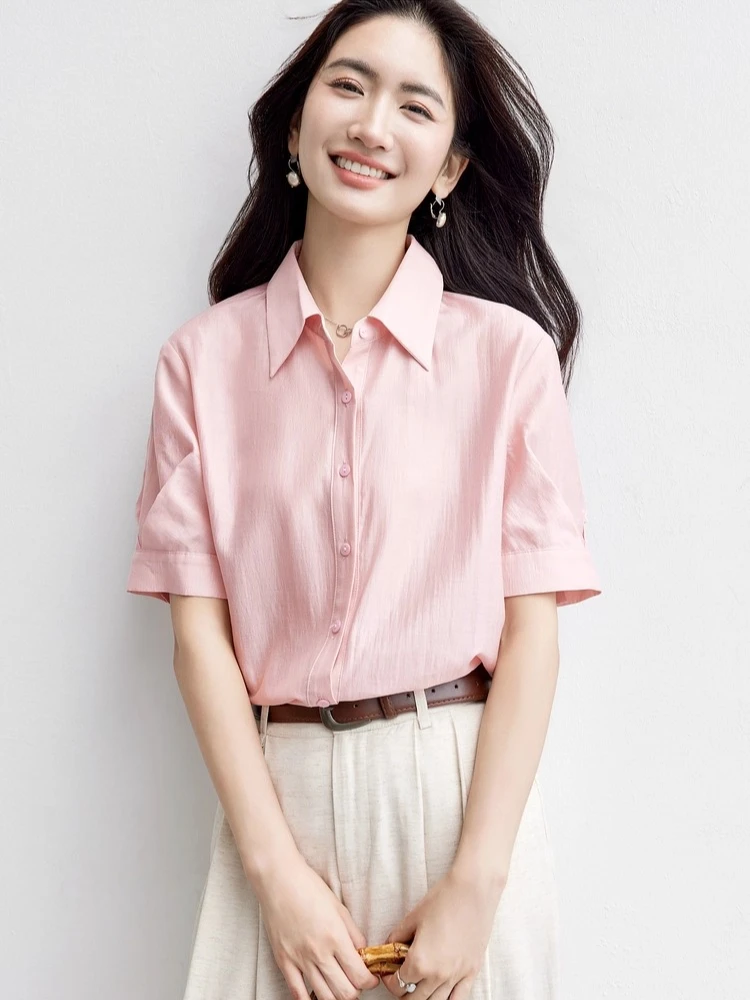 

SENTUBILA Lyocell Silk Women's Commuter Shirt 2025 Summer Pleated Lapel Short Sleeve Loose Breathable Top 152C80560