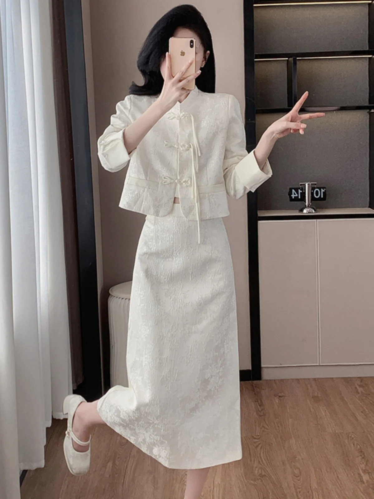 

New Chinese Style National Trend Set Elegant Atmosphere Embroidered Button Top Half Skirt High Sense Small Foreign Dress Two ...